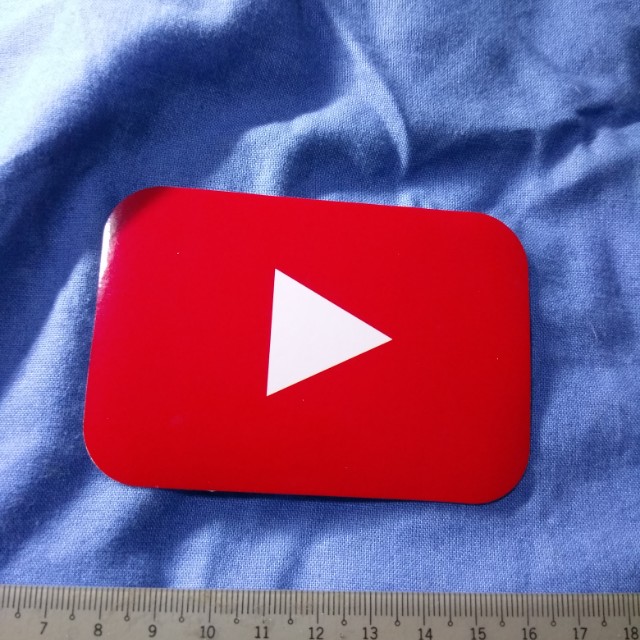 Youtube Play Button Decal Sticker Waterproof Free Postage Everything Else On Carousell - roblox play button decal