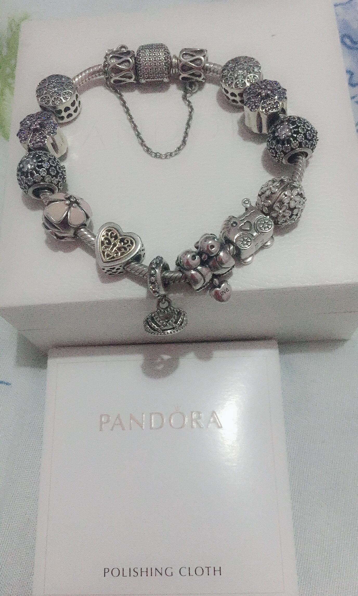 Pandora online in trinoma