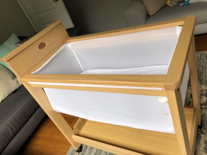 bassinet with mesh sides