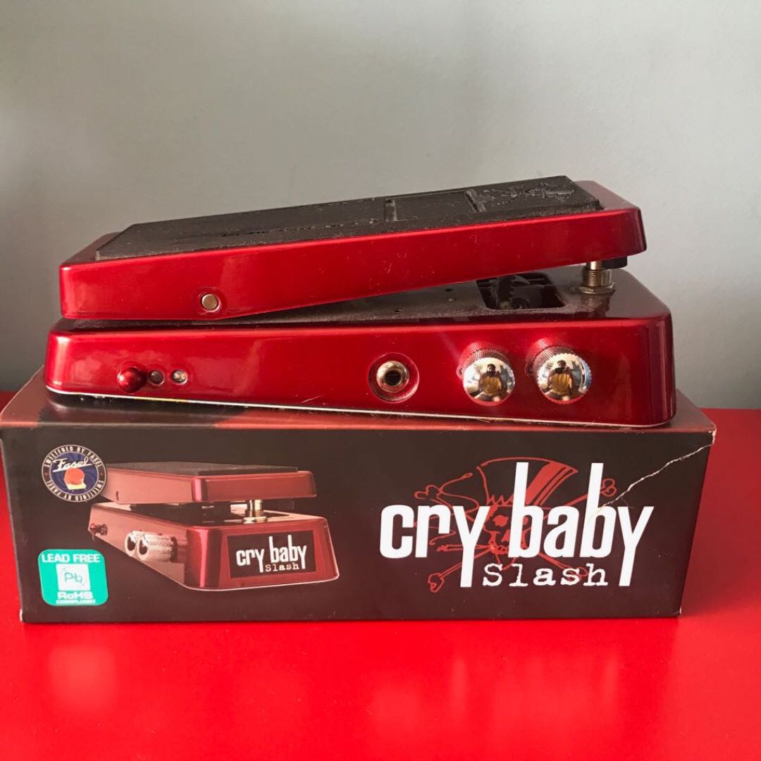 Dunlop SW95 Cry Baby Slash Wah Pedal Signed, Hobbies & Toys, Music & Media, Musical