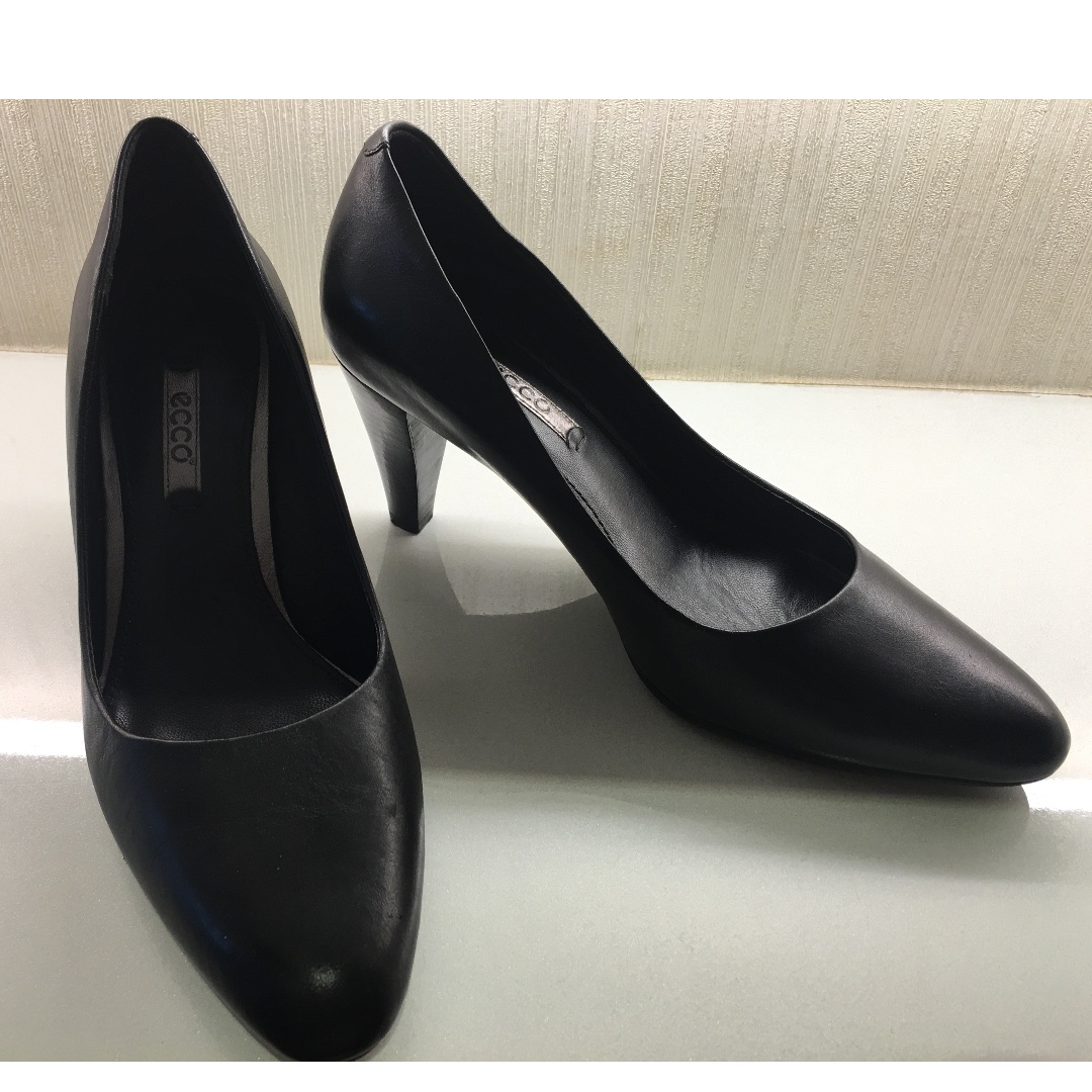 ecco black leather shoes