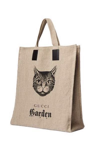 轉賣gucci Garden貓頭購物袋購物包托特包義大利帶回prada Lv Chanel 名牌精品 精品包包在旋轉拍賣