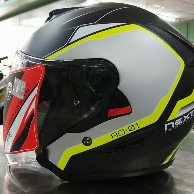 Xdot helmet double visor clearance