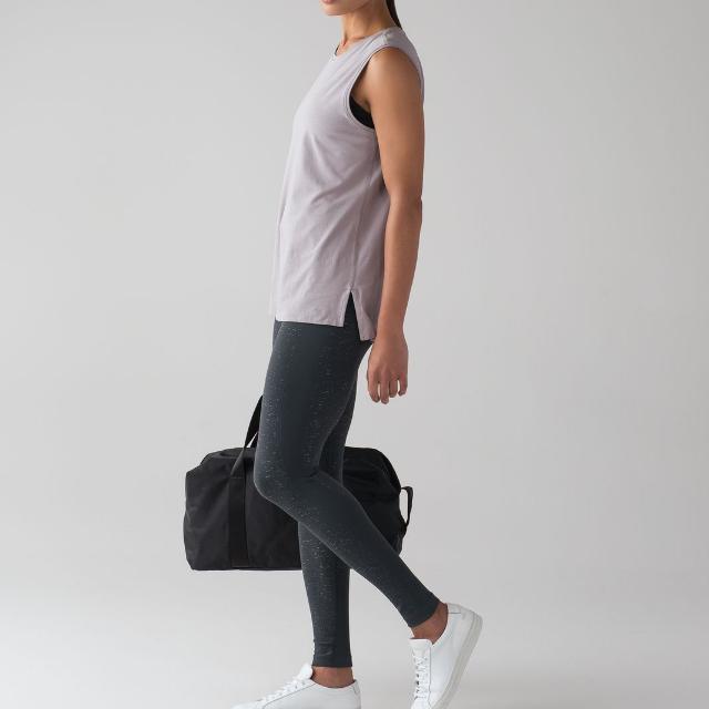 lululemon free to flow