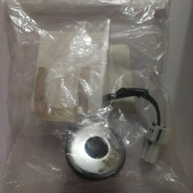 Mitsubishi Lancer Trunk switch button with retainer, Auto Accessories