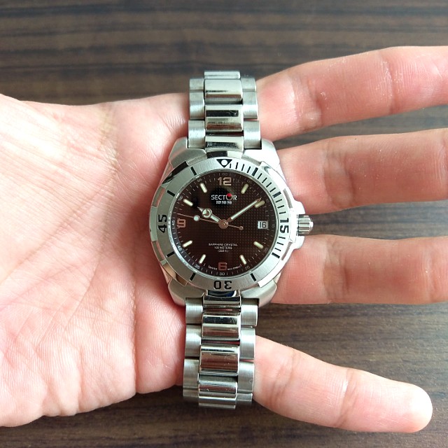 Sector 255 best sale watch price