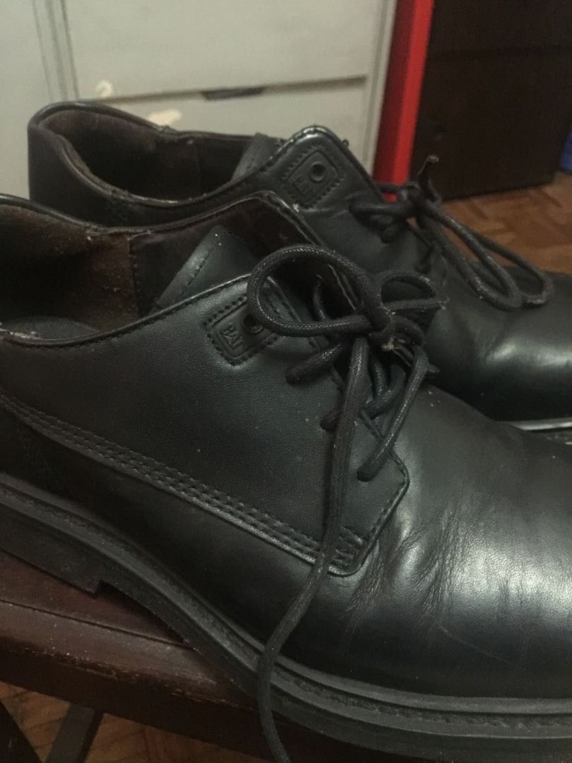 caterpillar dress shoes