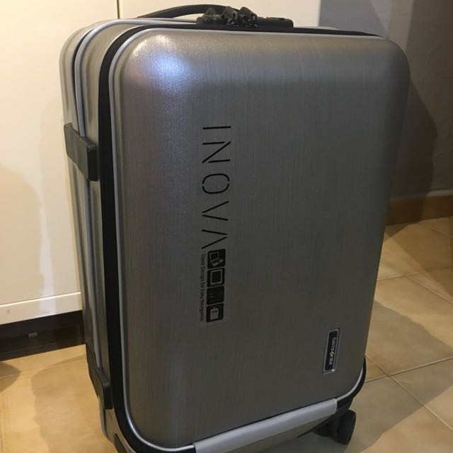 samsonite inova front pocket