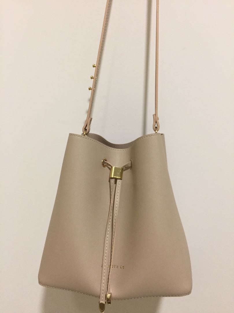 Christy Ng Bucket Sling Bag Women S Fashion Bags Wallets On Christy Ng Bucket Sling Bag Women S Fashion Bags Wallets On Carou
