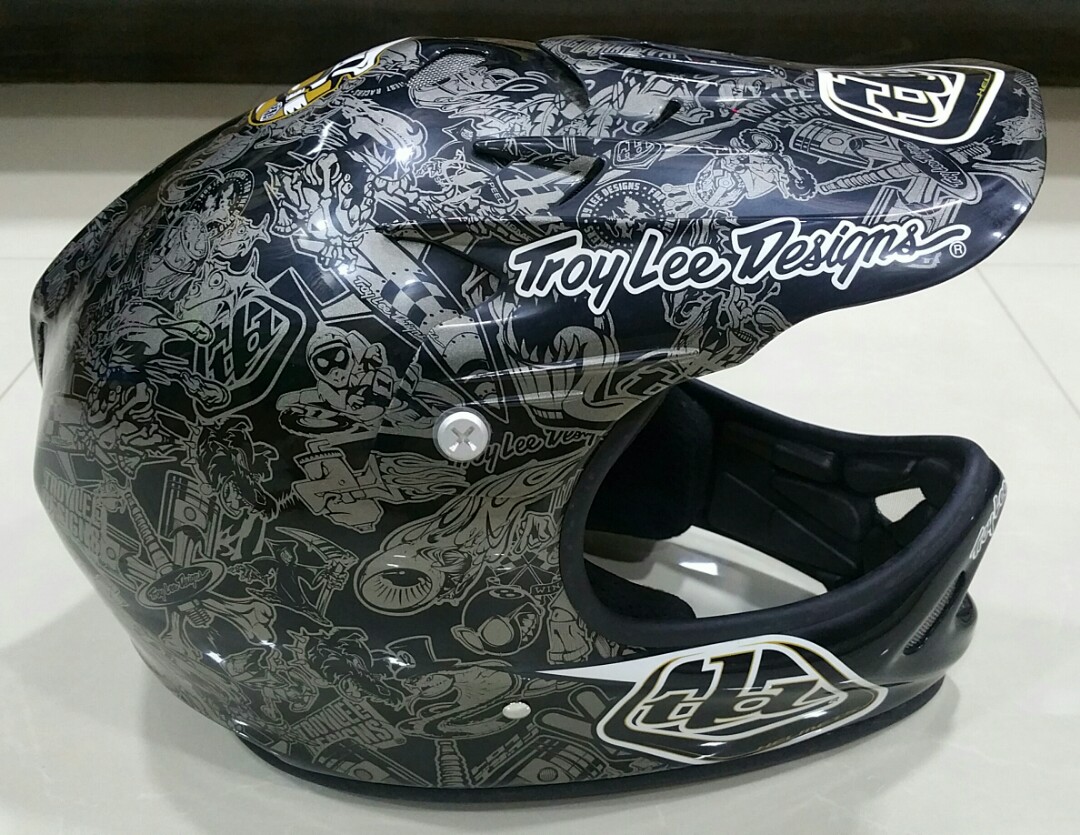 troy lee designs helmet full face