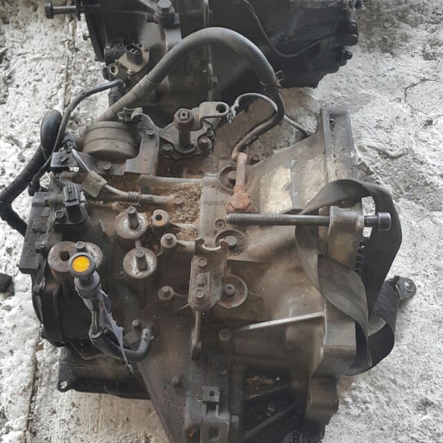 Gearbox original kia spectra 1.6 at, Auto Accessories on Carousell