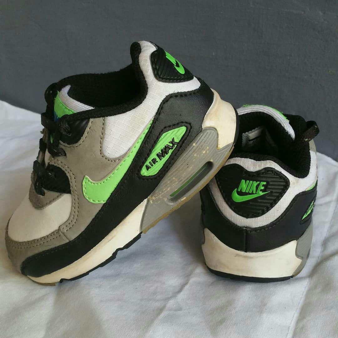 sepatu nike baby original