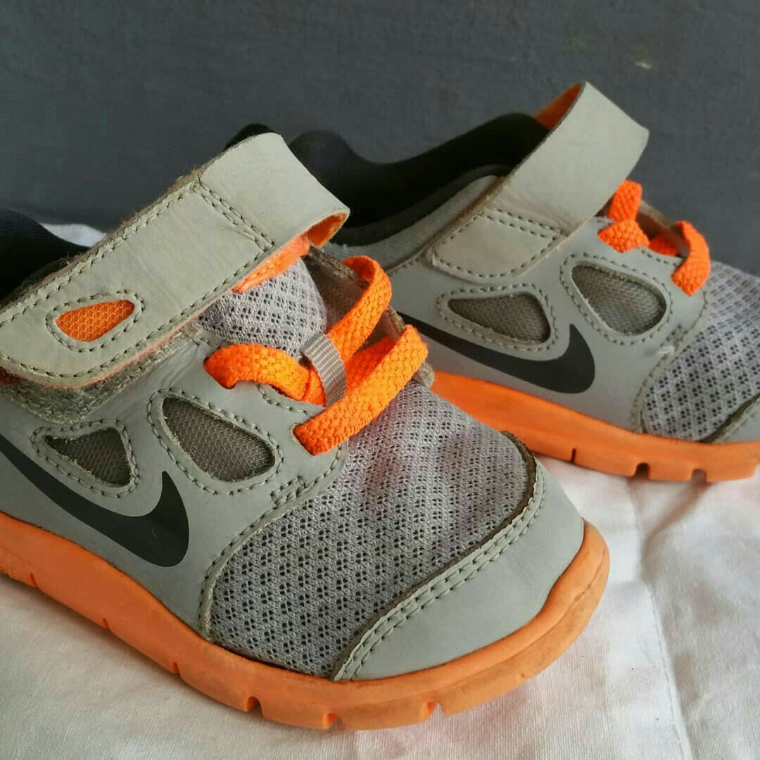 sepatu nike baby original