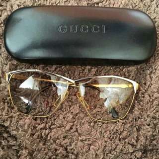 Kacamata gucci auth