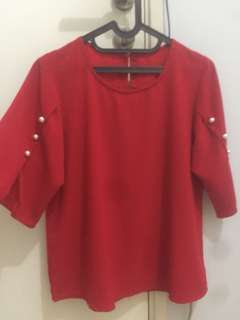 pearl red top