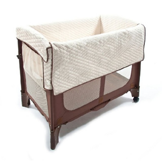 Arms reach mini arc co sleeper bassinet Babies Kids Babies Kids Fashion on Carousell
