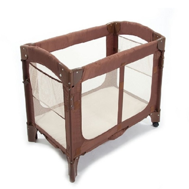 Arms reach mini arc co sleeper Babies & Kids, Babies & Kids