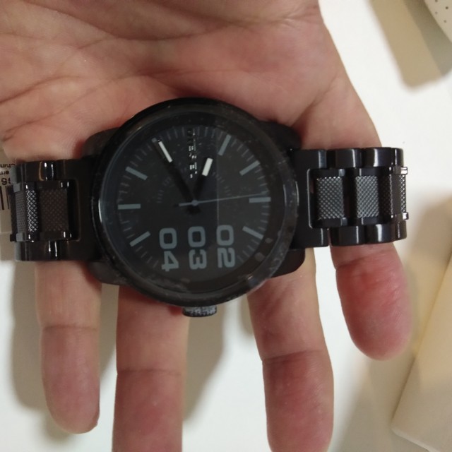 Dz1371 diesel watch hotsell