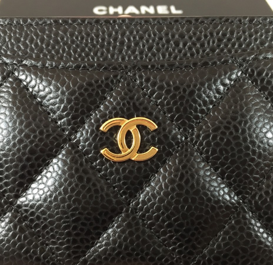 Brand New Chanel Classic Card Holder (Grained Calfskin & Gold Tone Metal)