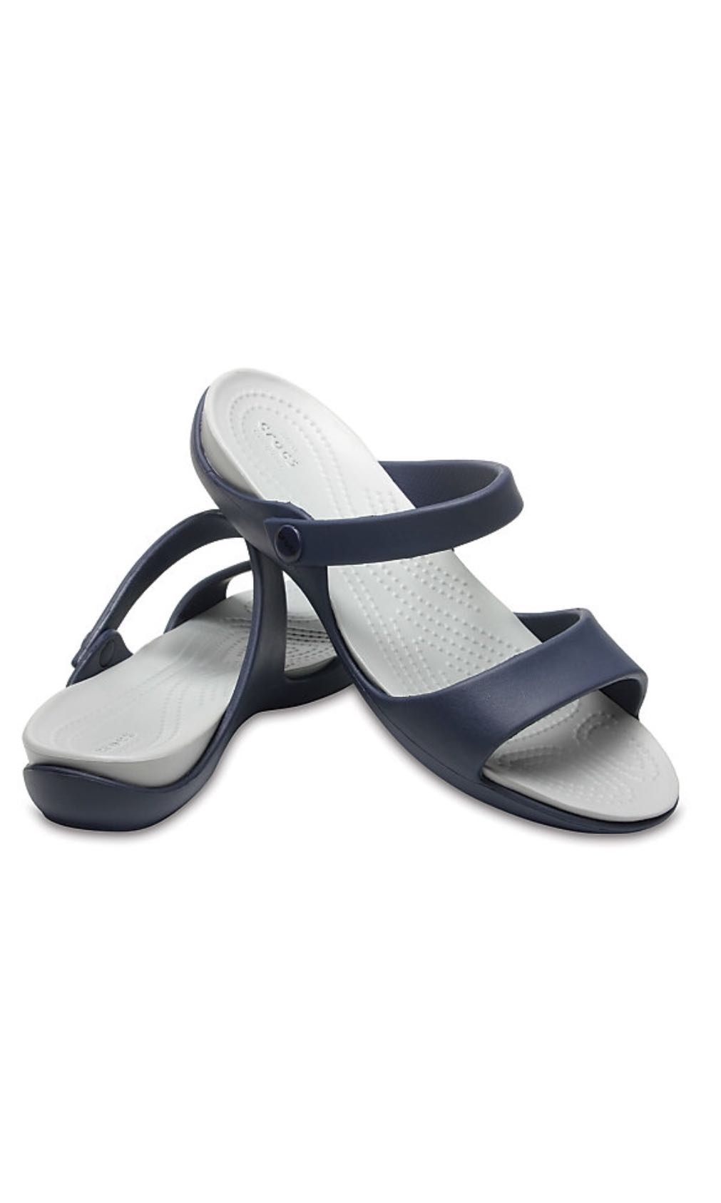 crocs aaa discount