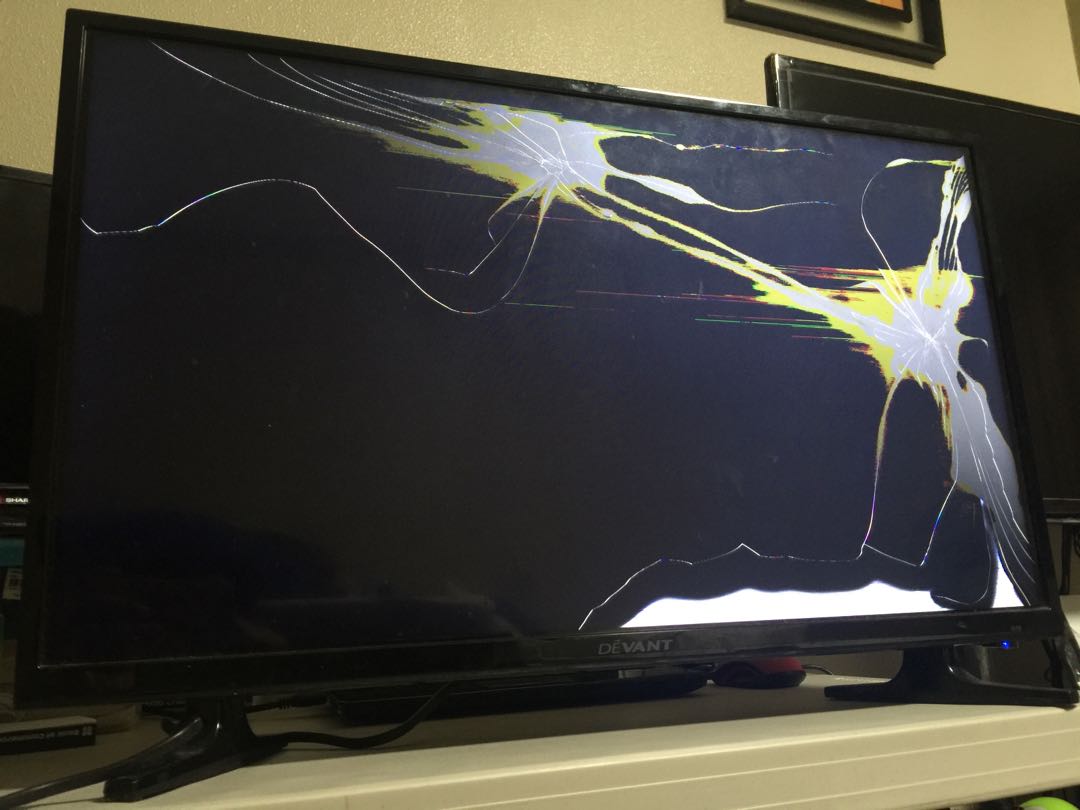 Devant LED TV 32 inches Broken Lcd, TV & Home Appliances, TV ...
