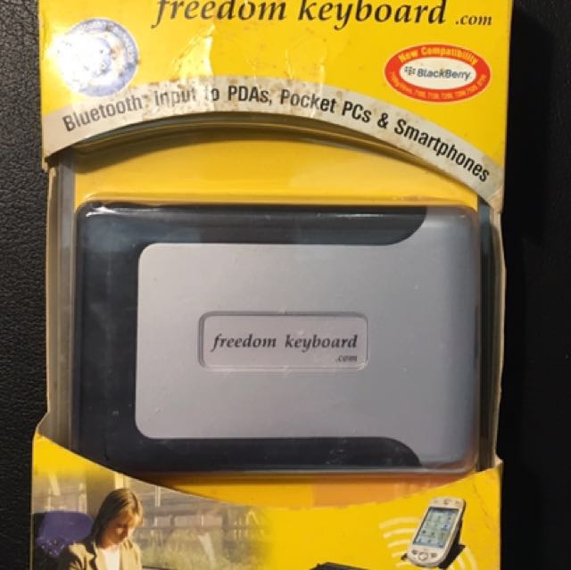 Keyboard (Category: Computer Keyboard) located in Singapore. Submitted by phytmh (Listing ID 118255913, Image 2). Description: Computer keyboards.