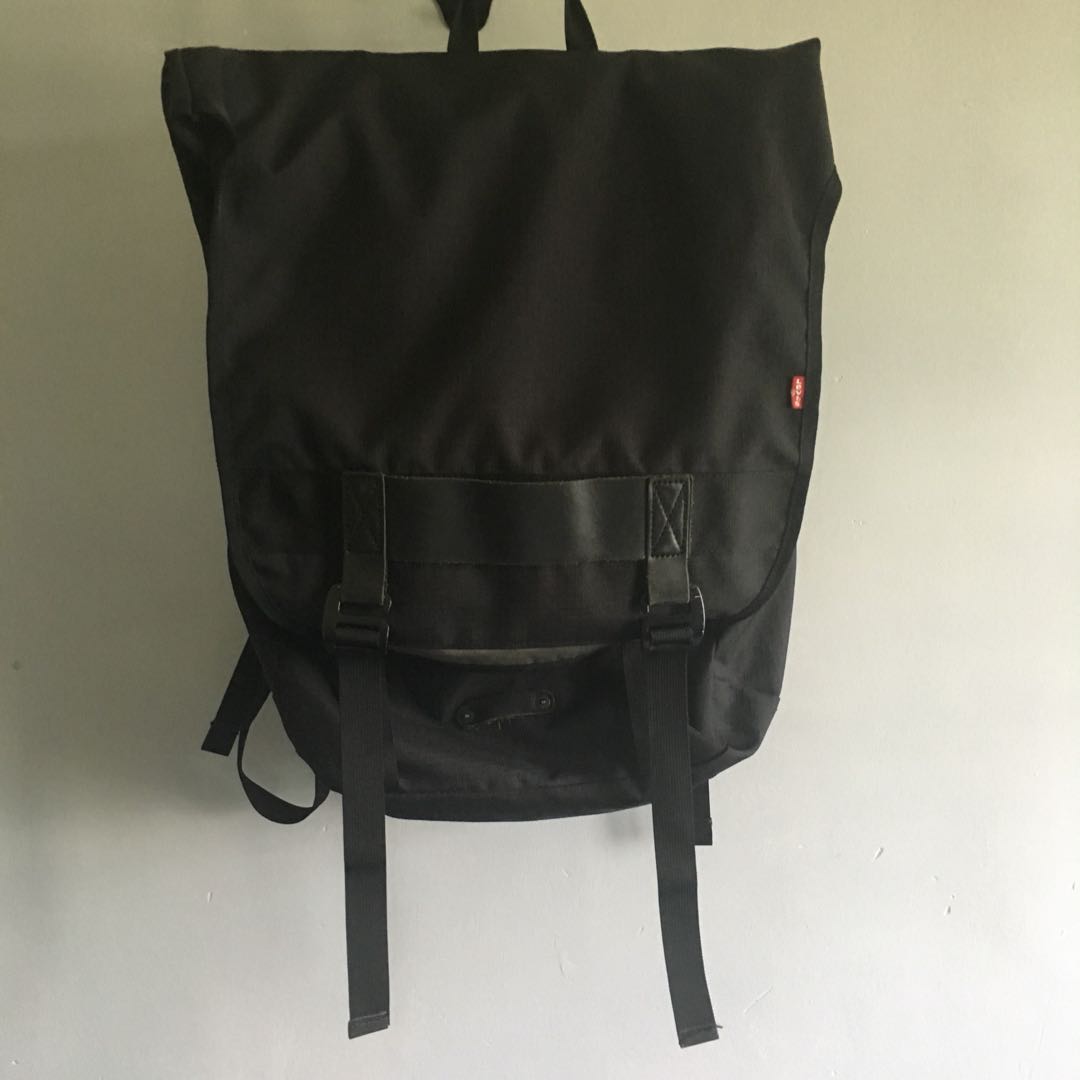 levi's commuter backpack