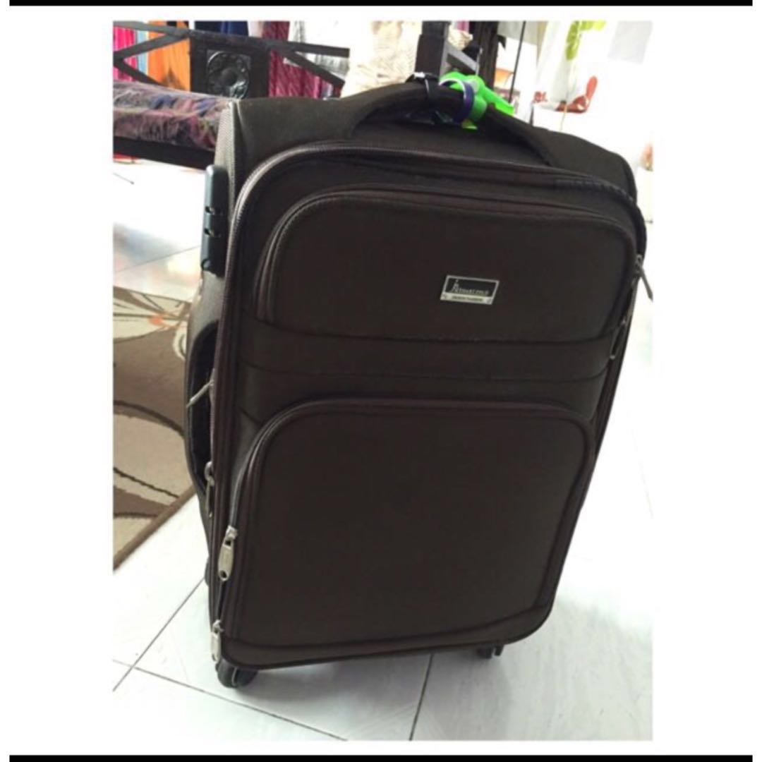 smart polo suitcase