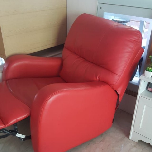 Red Recliner Chair, Furniture & Home Living, Furniture, Chairs on Carousell