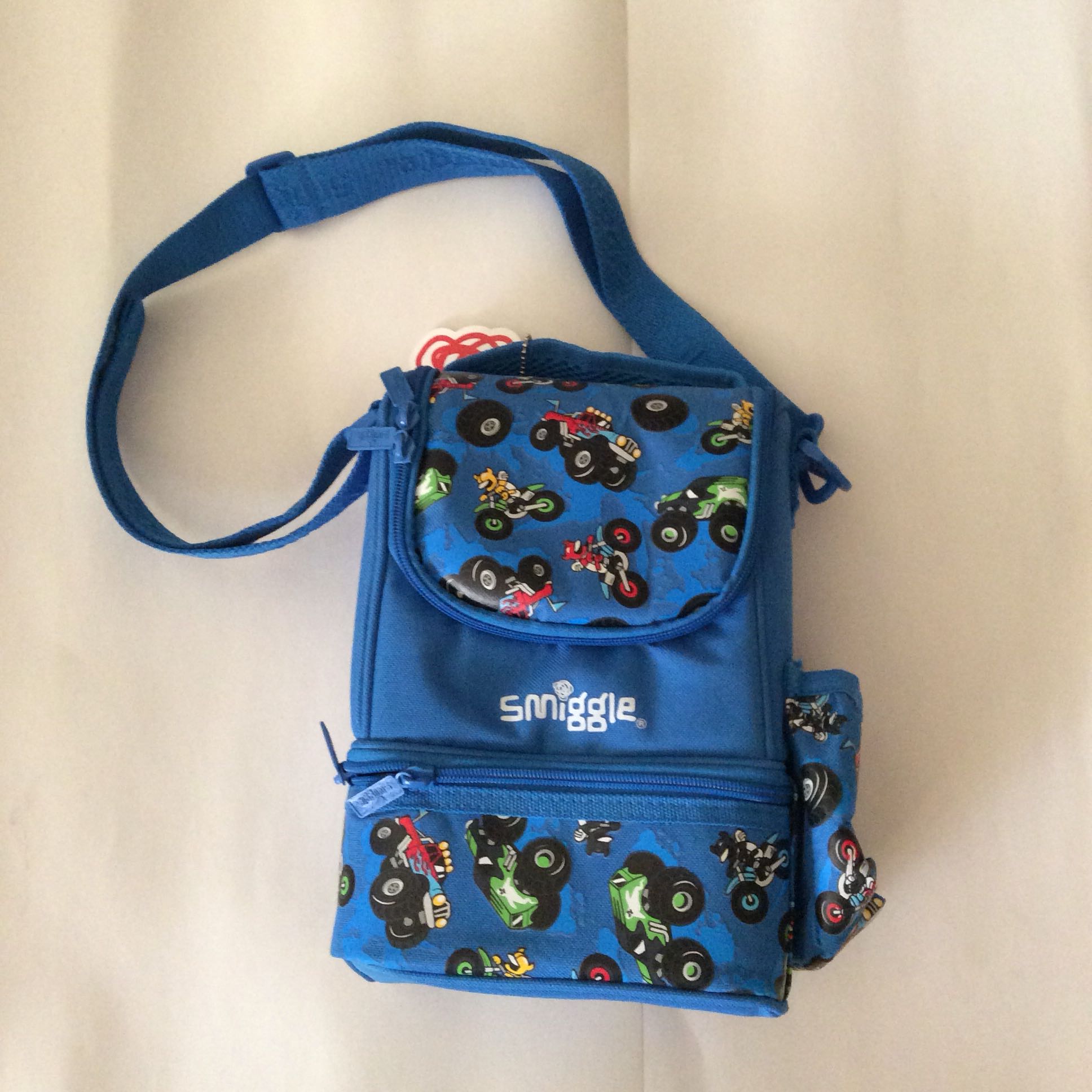 smiggle lunch box bag