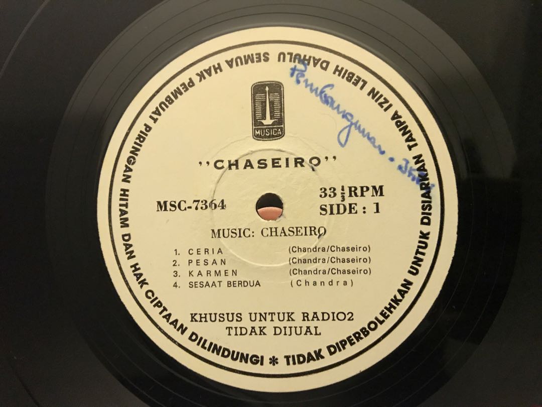 Vinyl Piringan Hitam Chaseiro Ceria Musik Media Cd Dvd Lainnya Di Carousell
