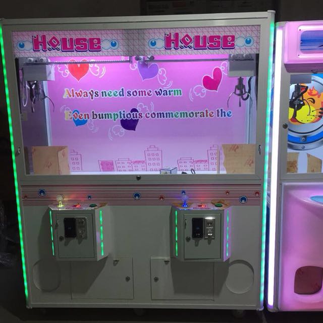 Arcade Double Claw Machine Rental Home Services Others On Carousell