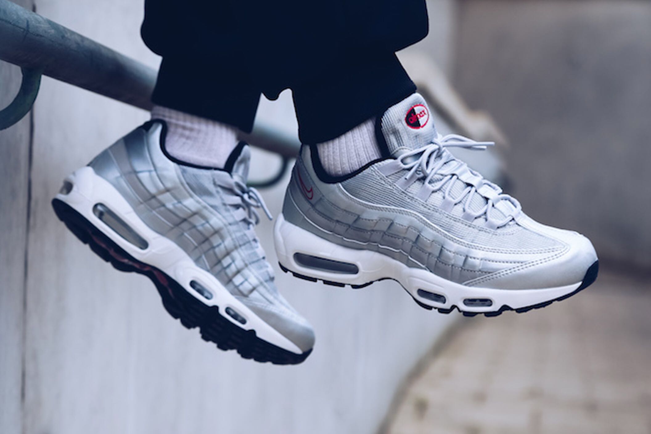 nike air max 95 silver