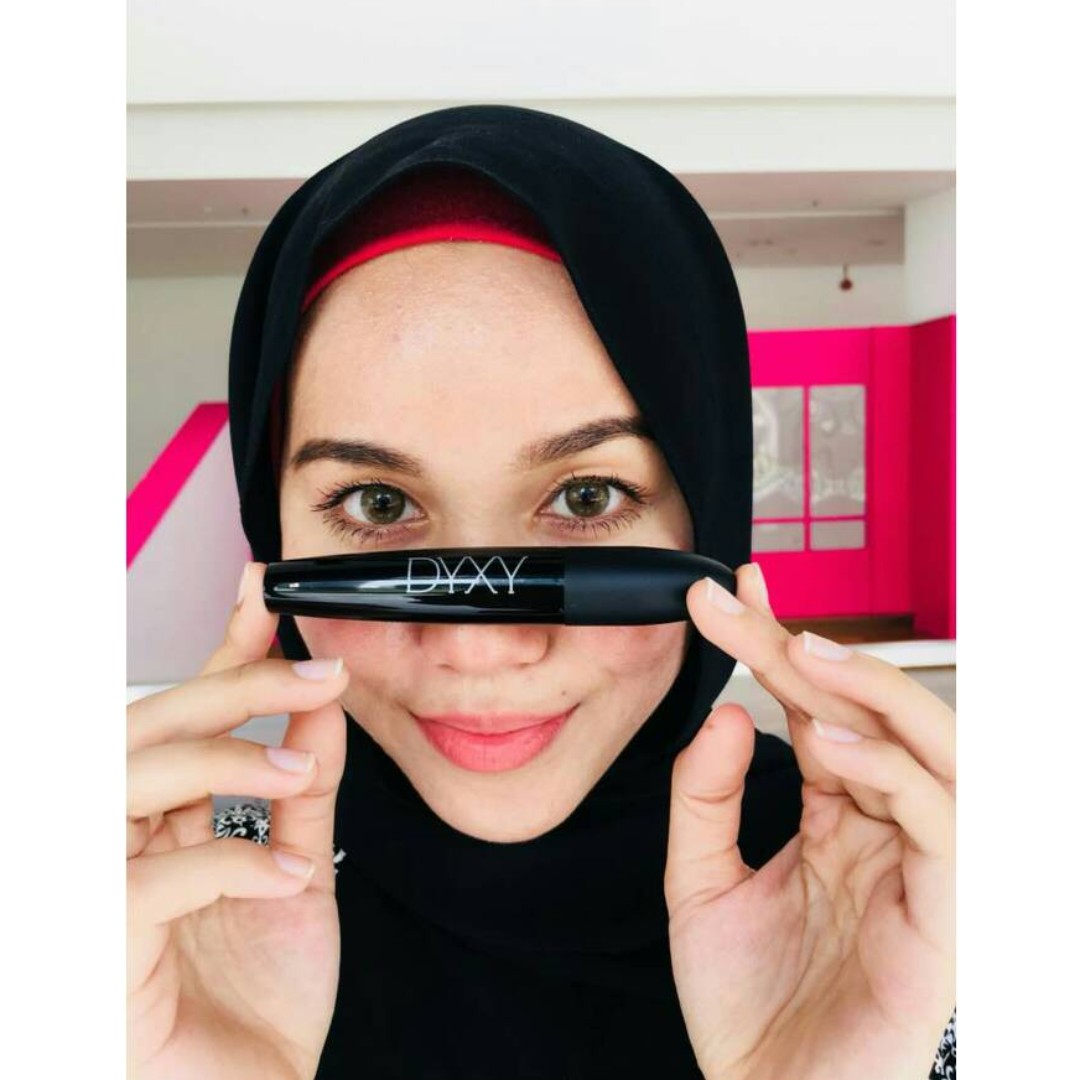 YSL mini mascara, Beauty & Personal Care, Face, Makeup on Carousell