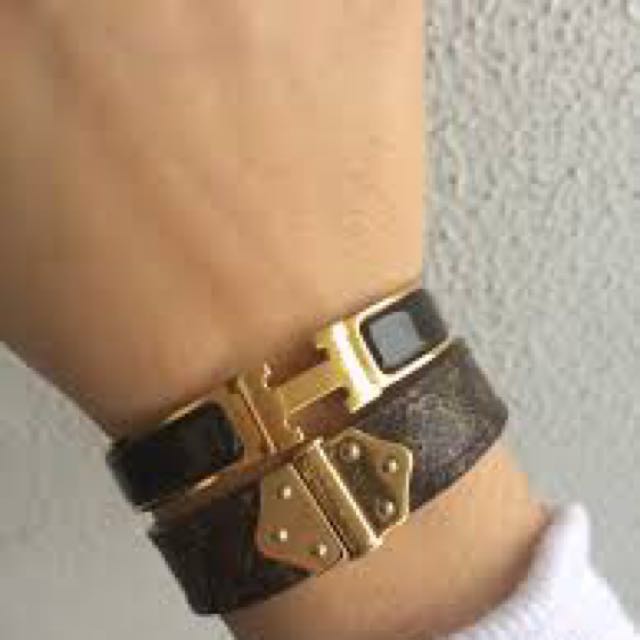 Louis Vuitton Nano Monogram Bracelet - Size 19