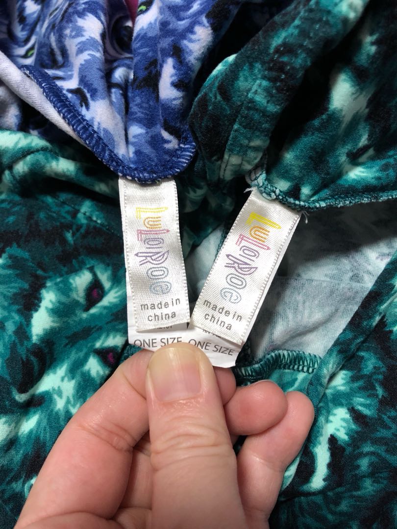 Lularoe wolf leggings top