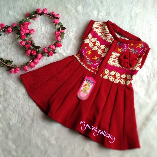 Batik Bayi Dress Pesta Bayi Anak Baju Anak Perempuan Di Carousell Baju batik apa yang bagus untuk dipakai hari ini? batik bayi dress pesta