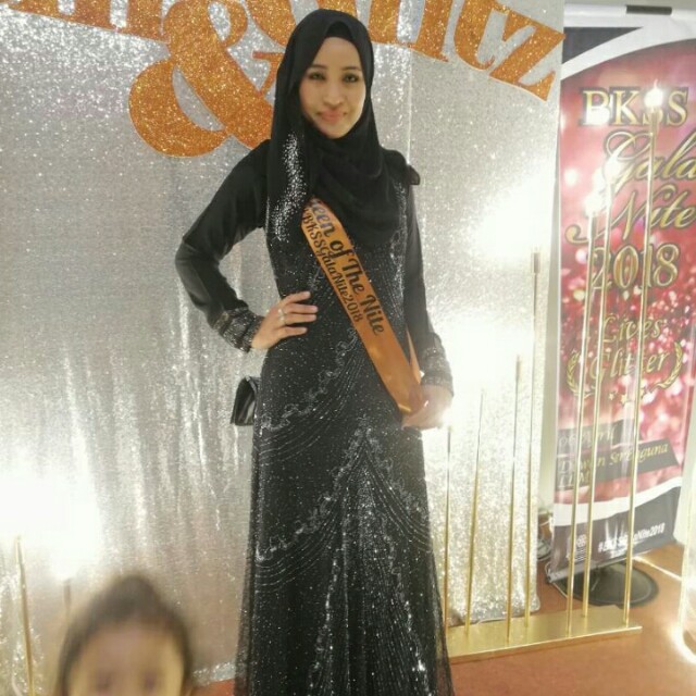 Dinner Dress - Best Dreesed Award 