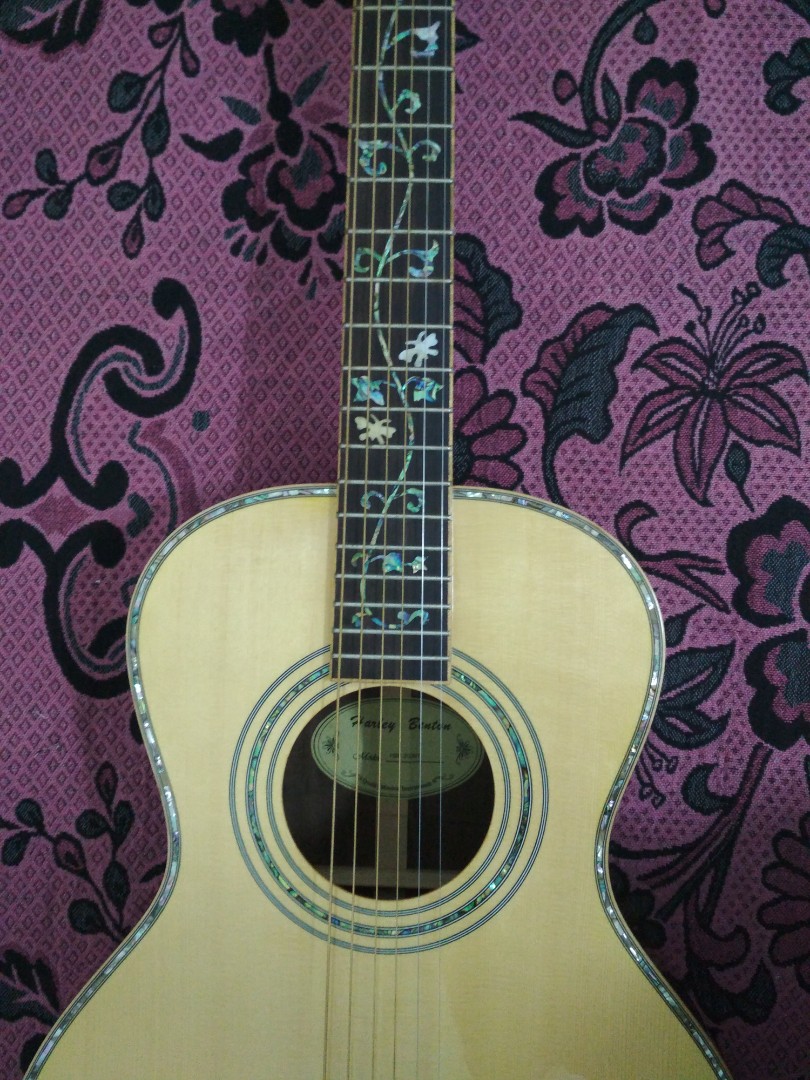 Harley Benton Acoustic Guitar 41", Hobbies & Toys, Music & Media