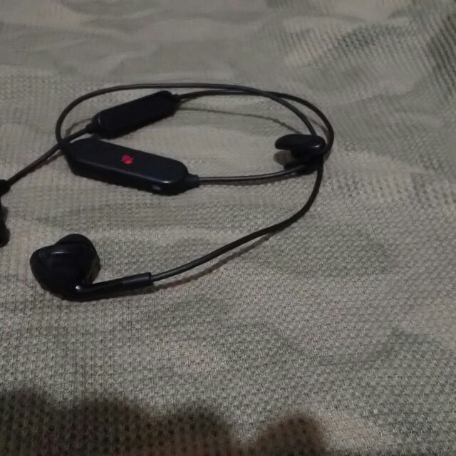 Jbl Yurbuds Inspire 500 black Audio Earphones on Carousell