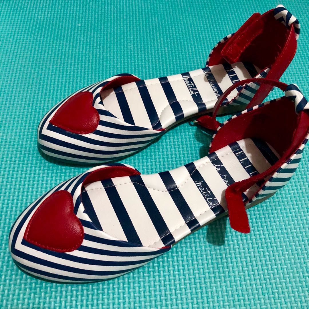 cute sandals on sale