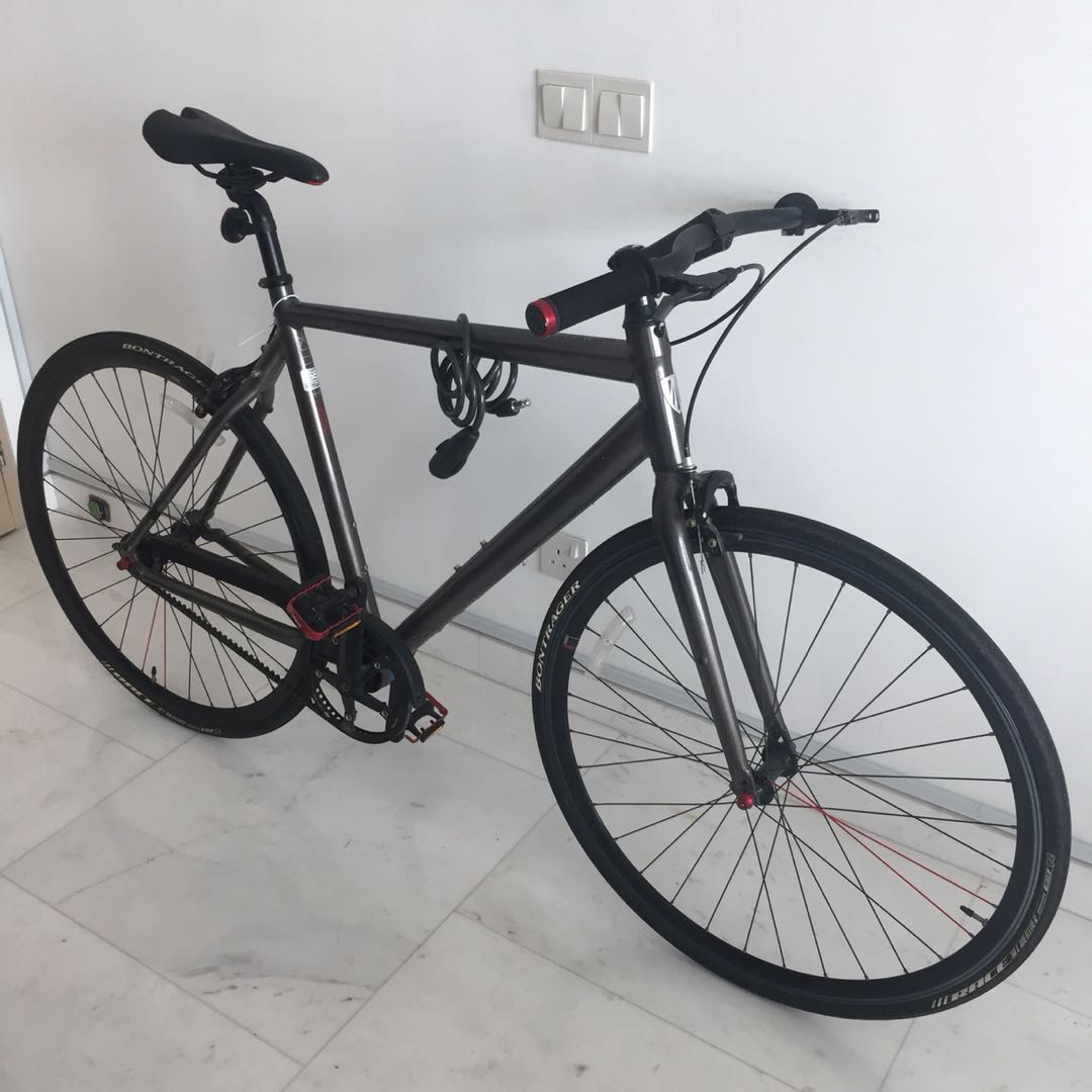 Trek 5th deals district
