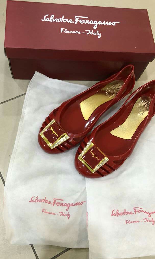 Ferragamo jelly shoes 2018 store