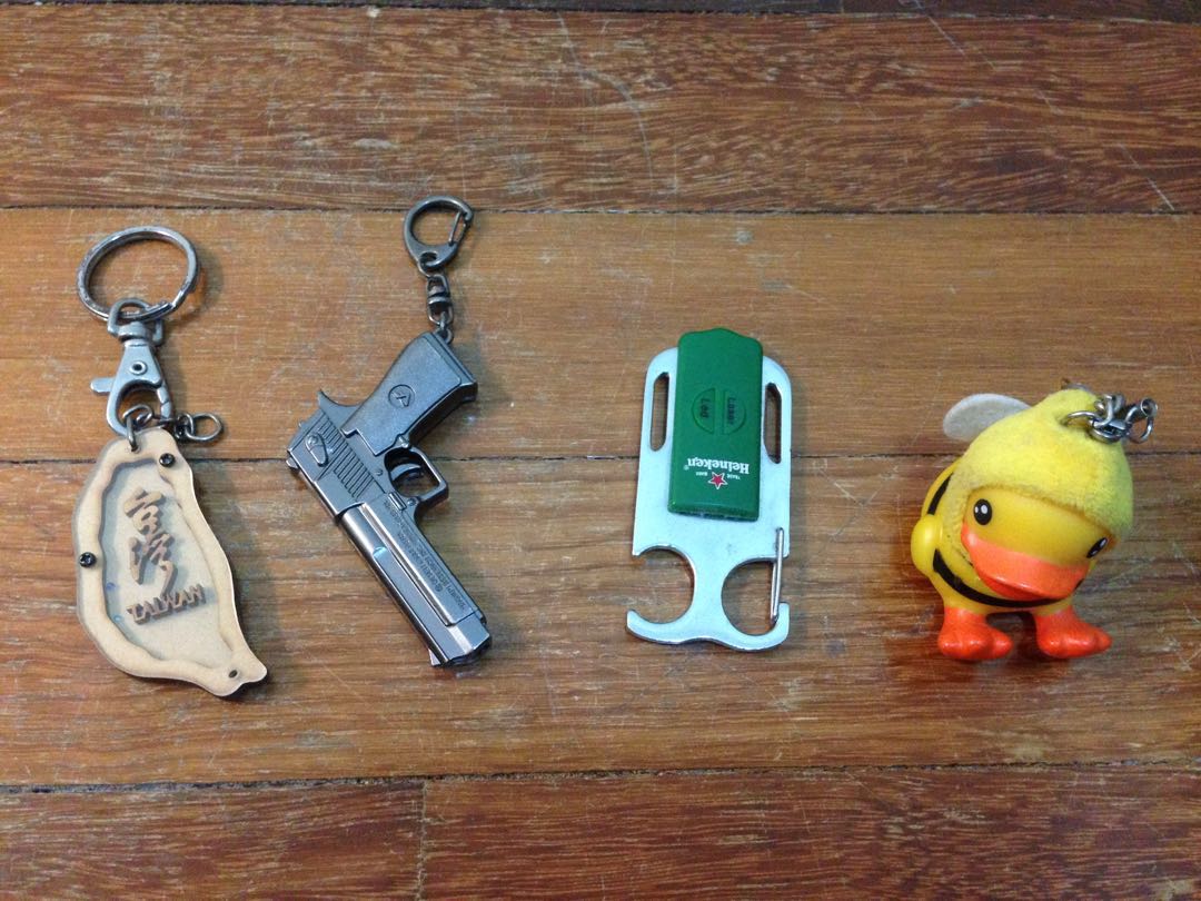 Key chain bundle (Category: Accessory holder, box & organisers) located in Kuala Lumpur. Submitted by royy777 (Listing ID 163519620, Image 1). Description: RM5 for each. Take all for RM12..