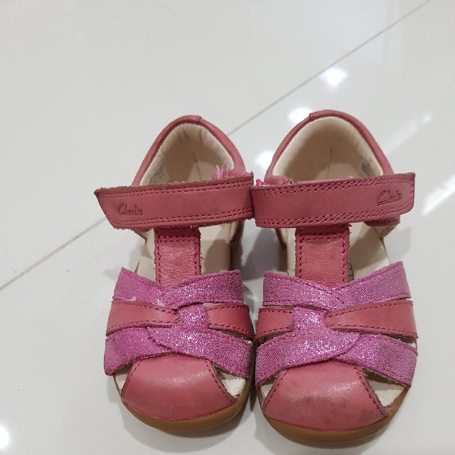 clarks shoes size 5