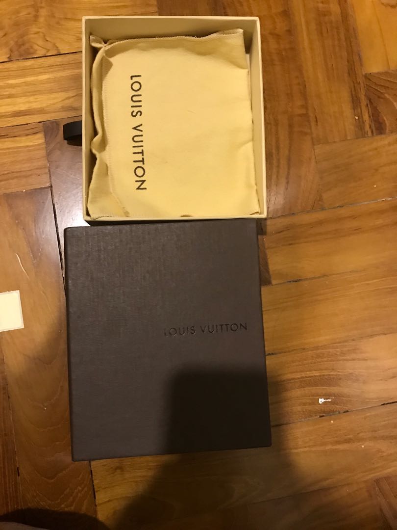Louis vuitton belt box and the cloth that came with it, Luxury, Apparel on Carousell
