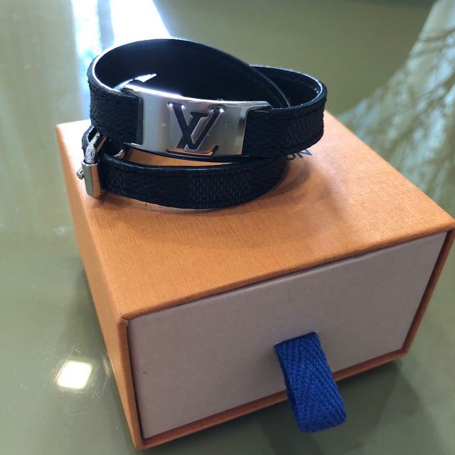 Louis Vuitton Sign It Bracelet (BRACELET SIGN IT, M6623E, M6616E)