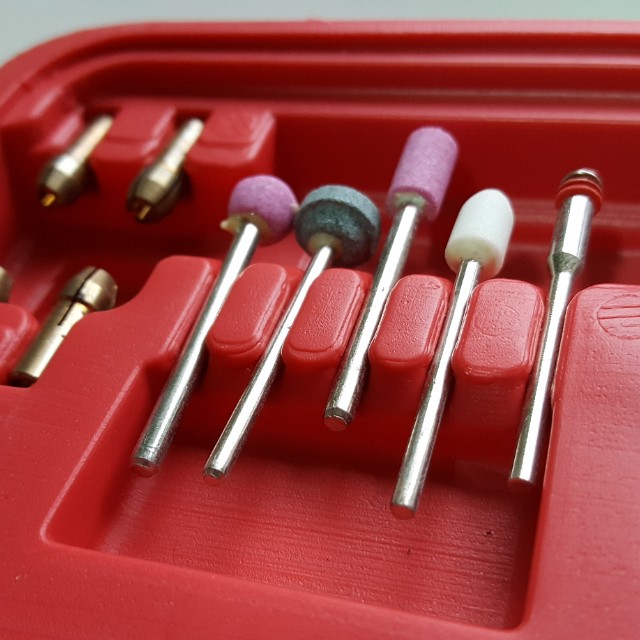 Mini drill (Category: Home Improvement Tools & Accessories) located in Singapore. Submitted by gylim78 (Listing ID 163487481, Image 2). Description: Mini drill for craft use or for drilling pcb boards. Can also be used as a rotary tool for polishing or grinding..