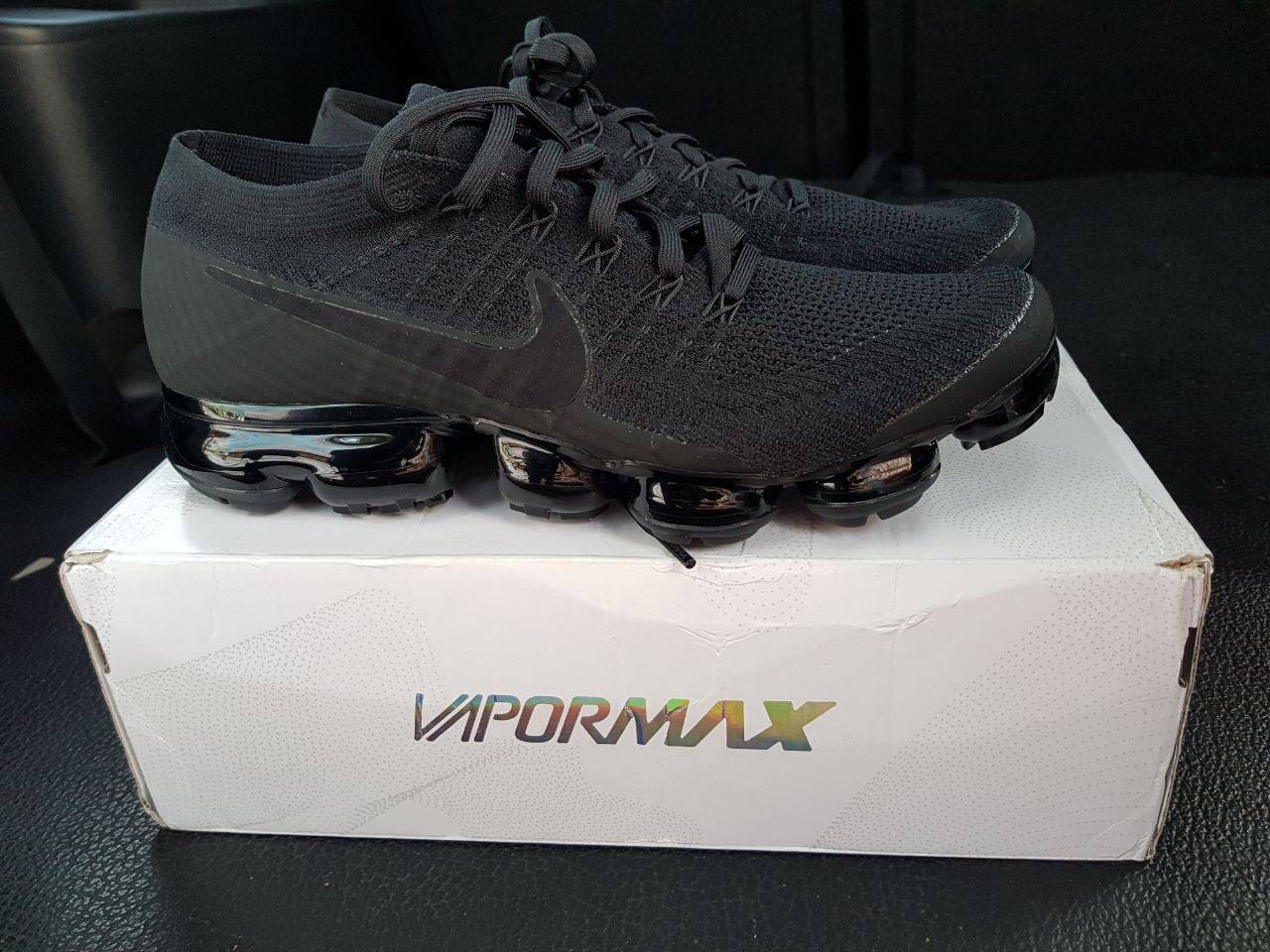 nike vapormax flyknit triple black 3.0