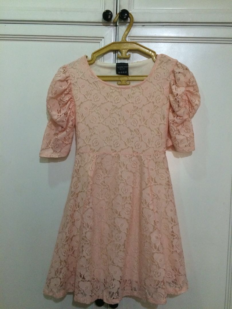 Pink Lace Dress (Category: Dresses) located in Makati City. Submitted by clawdjaa (Listing ID 163452415, Image 1). Description: Dainty pinky lace dress with puffy 3/4 sleeves. Cute and elegant!.